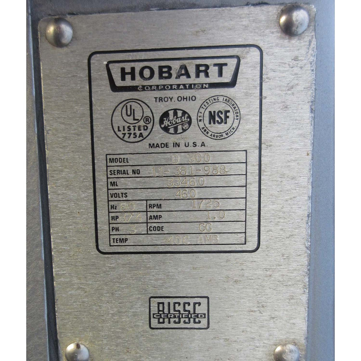 Hobart D300 Mixer 30 Qt, 460 Volt, Bowl And 2 Attachments Included, Used Excellent Condition
