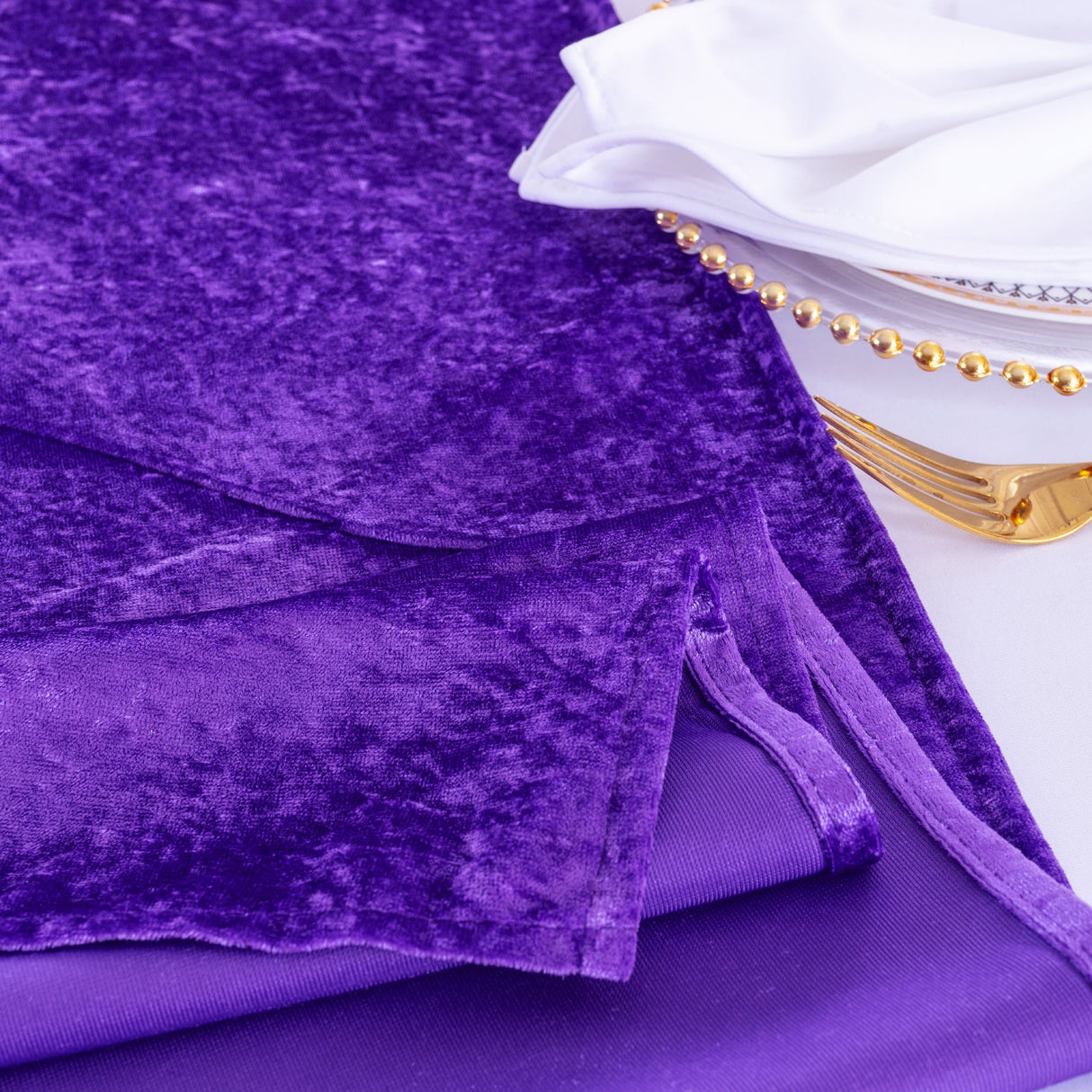 Crushed Velvet Table Runner 13x108 Victoria Lilac