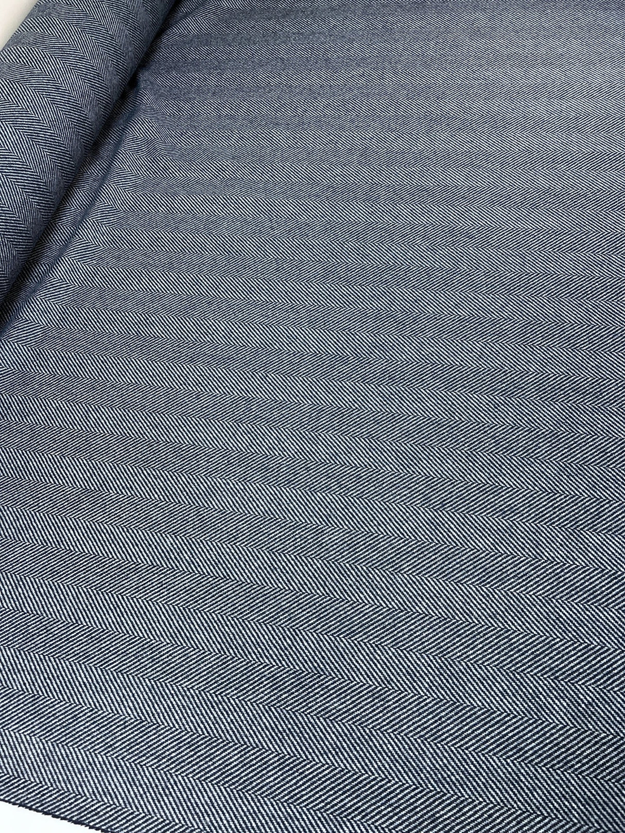 Wool Tweed Gray Herringbone