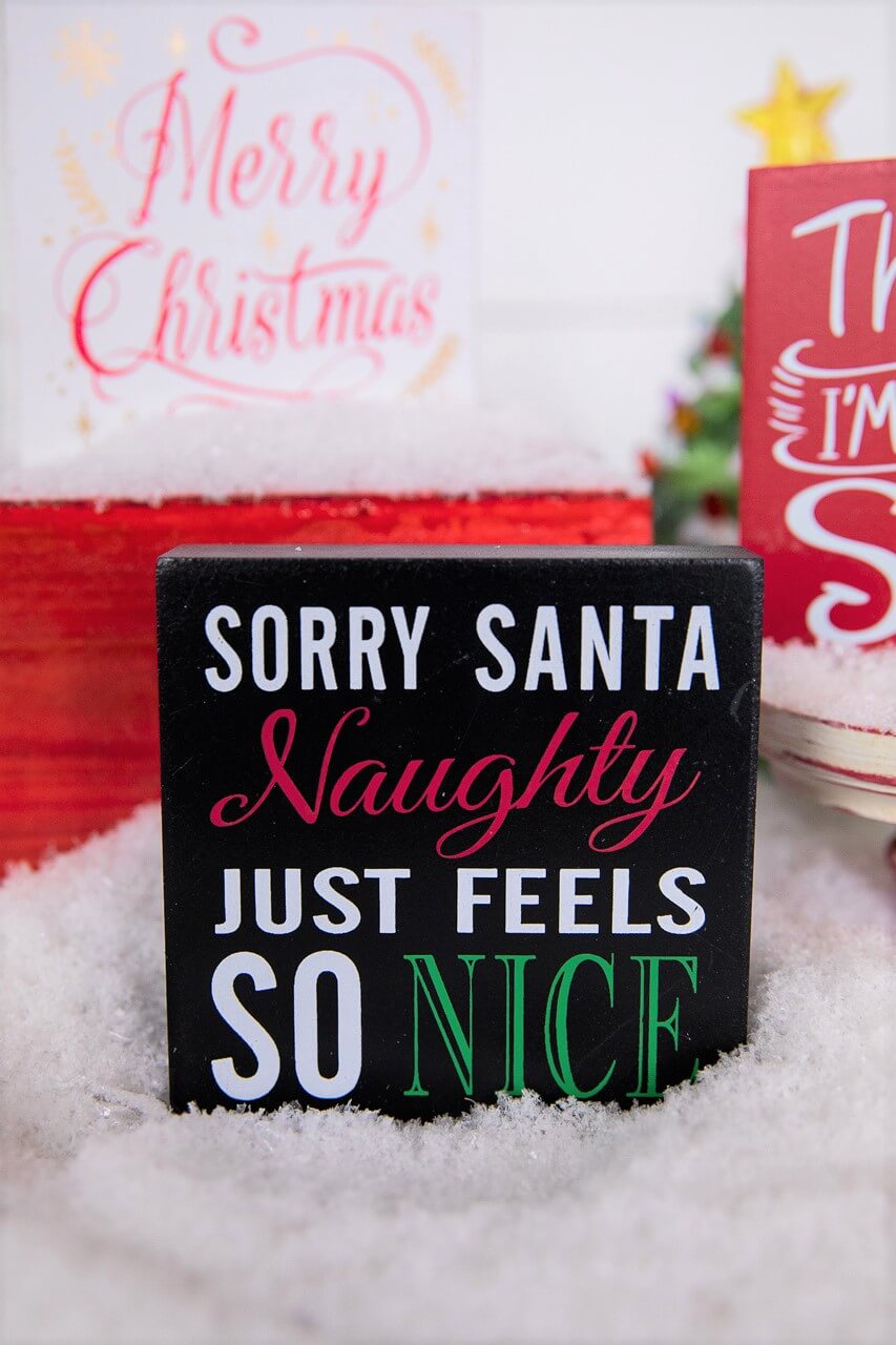 4” Wood Holiday Sign