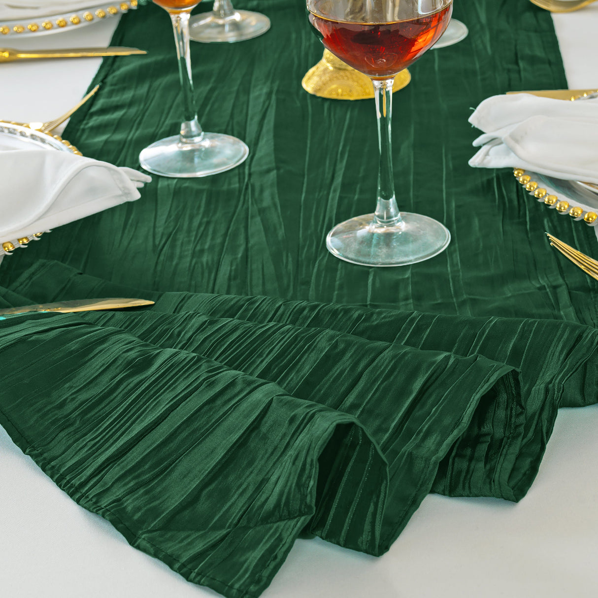 Accordion Crinkle Taffeta Table Runner 13x108 Hunter Green/Holly Green