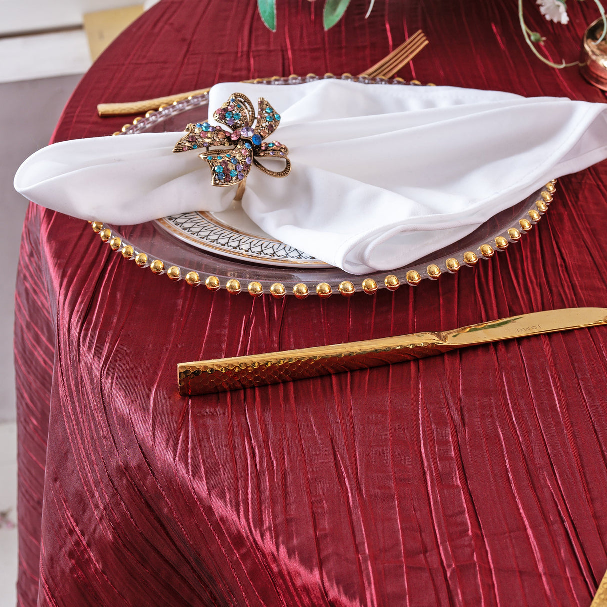 Round Accordion Crinkle Taffeta Tablecloth 120" Burgundy