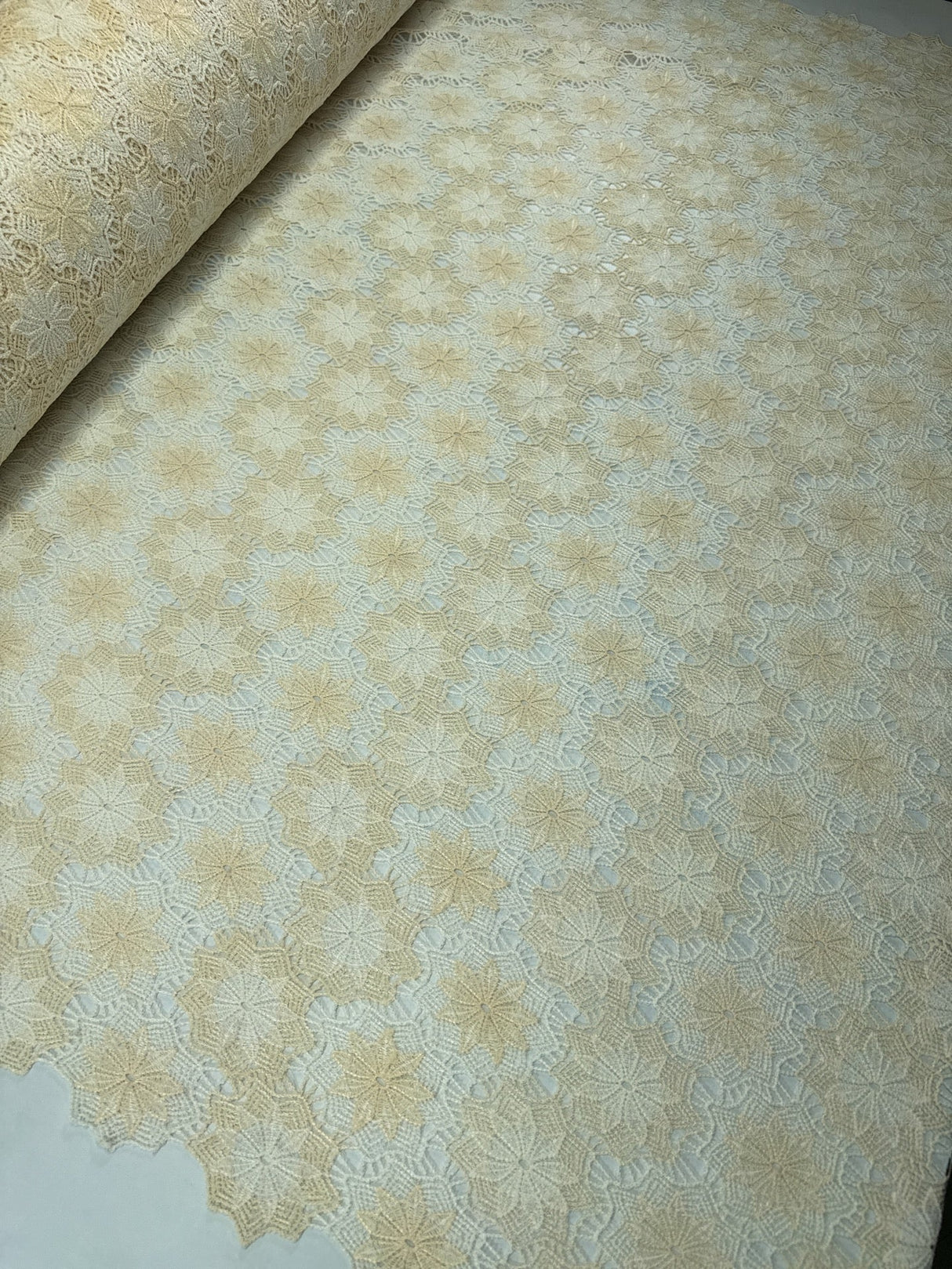 Polyamid Macramé Floral White-Beige