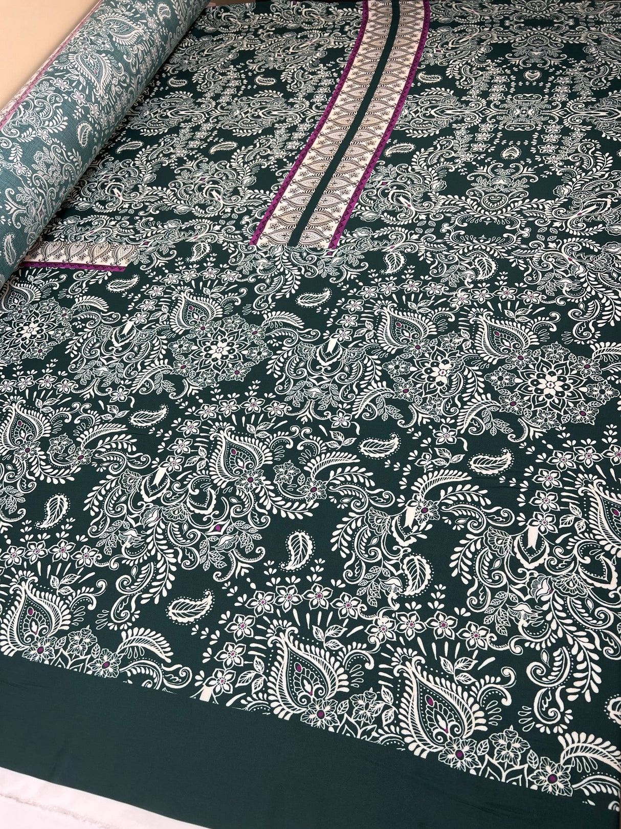 Viscose Batiste Printed Paisley Purple-Green