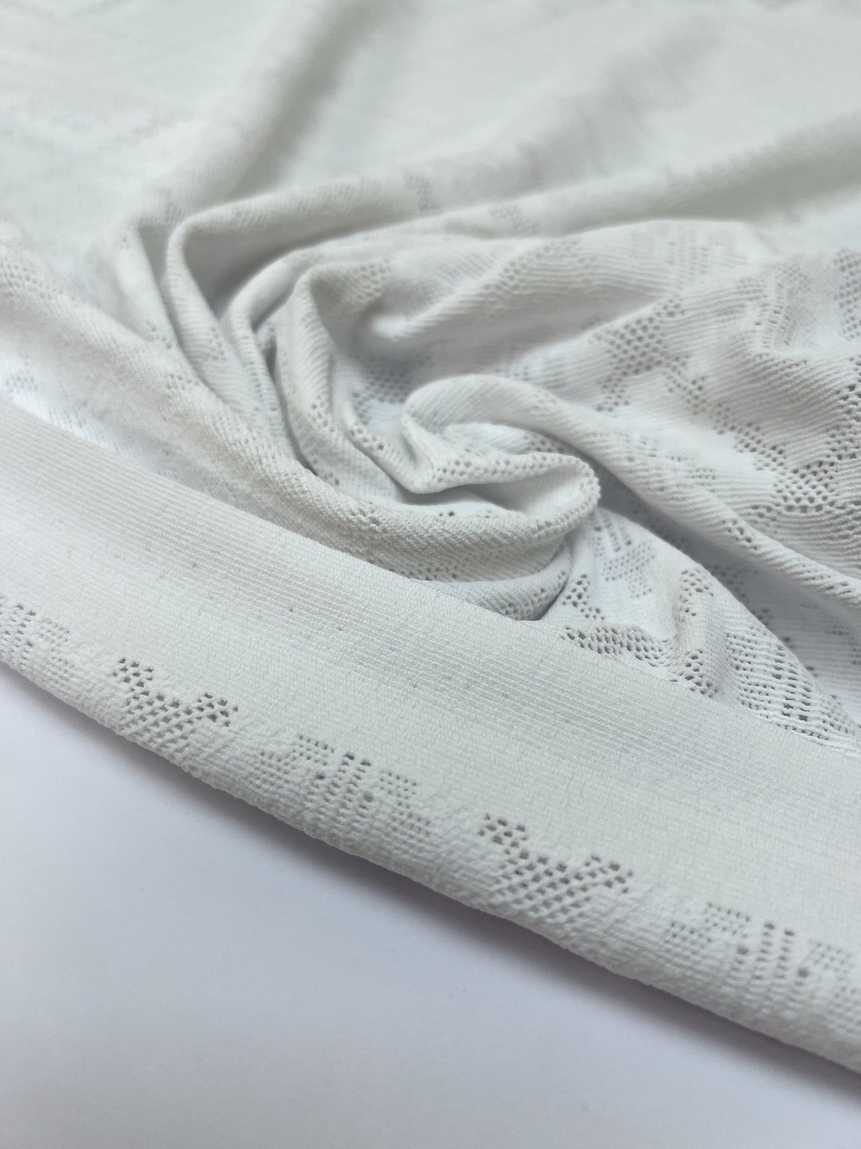 Polyamide Elastane Knitted Geometric White