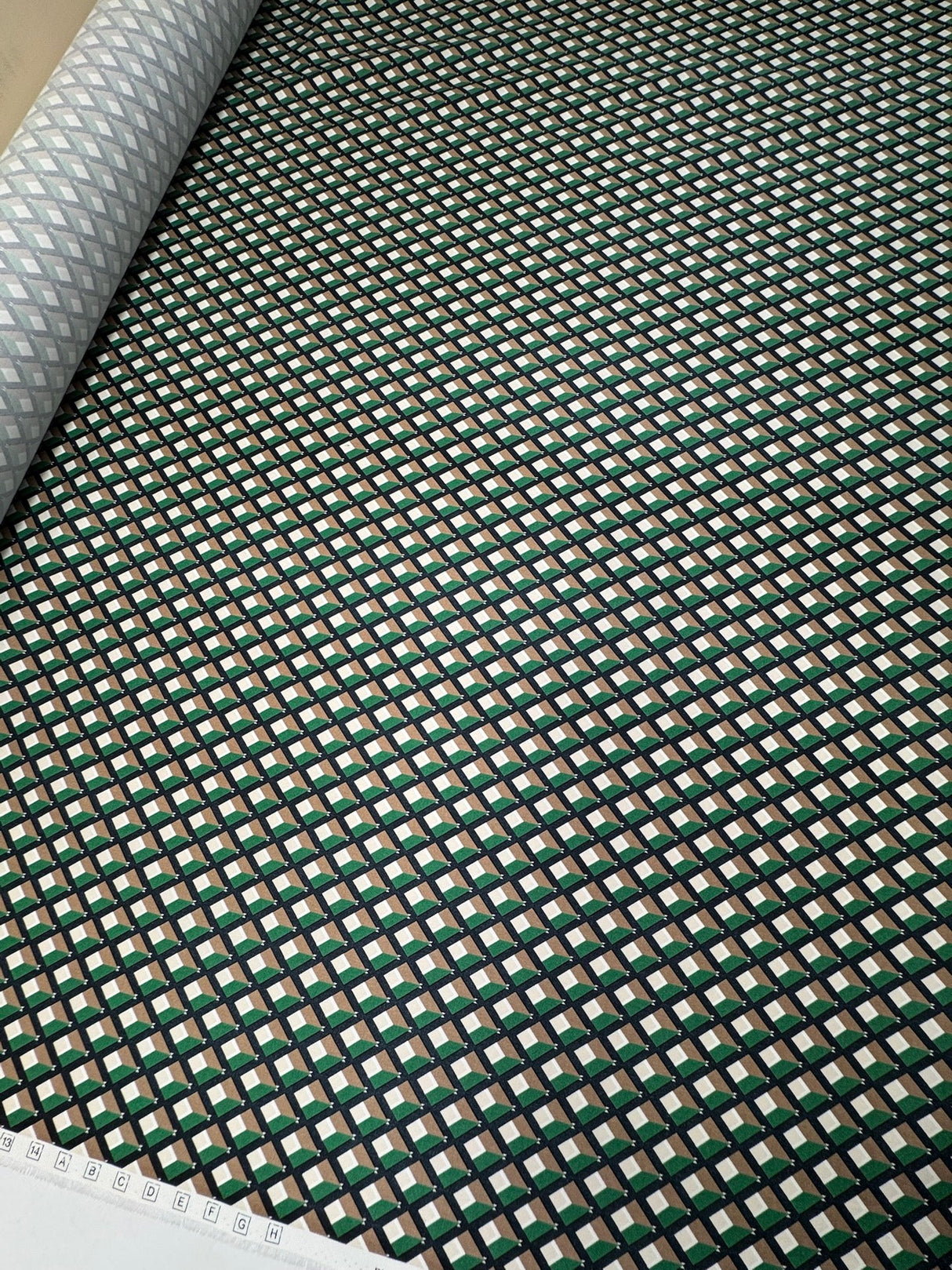 Cotton Poplin Geometric Multicolour Stretch