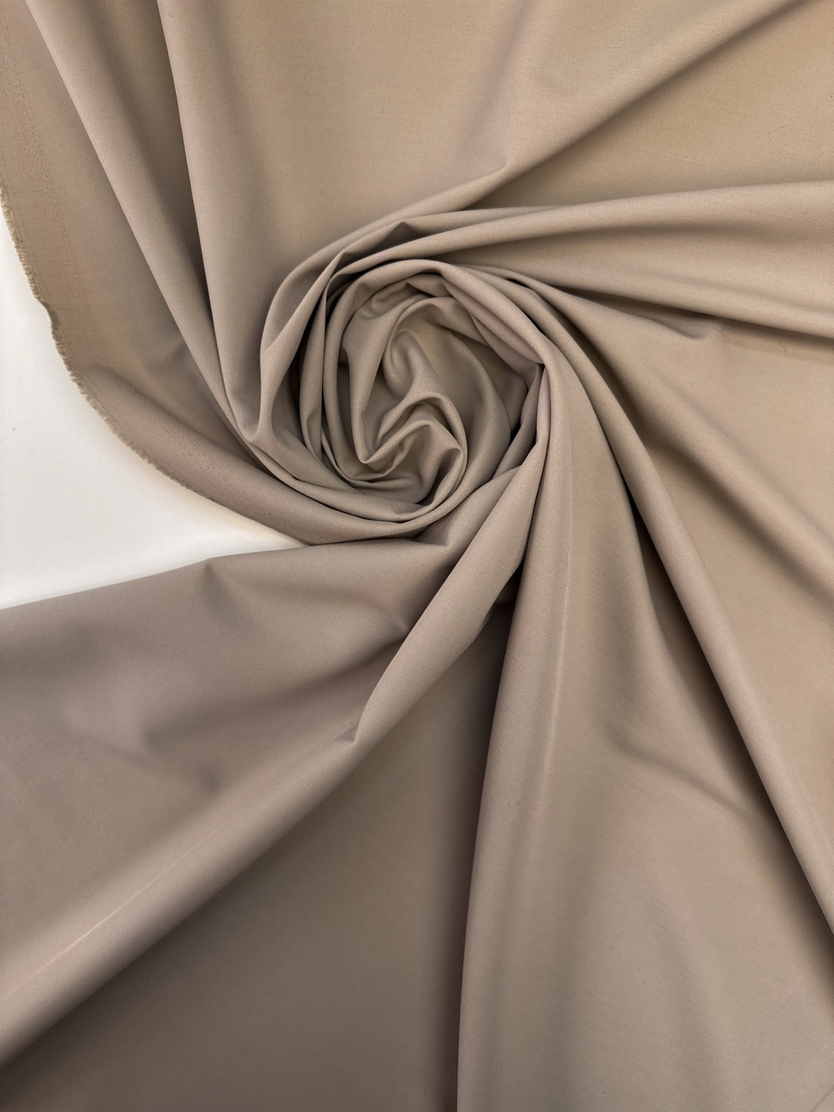 Virgin Wool Suiting Fabric Beige Super 150s
