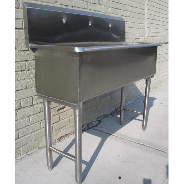Custom Made Commercial Hand Sink Stainless Steel 6 Feet Wide