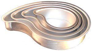 Comma Baking Pan - Aluminum - 14" X 2"