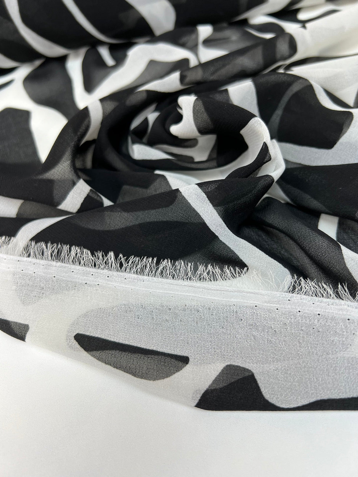Polyester Chiffon Printed Black White