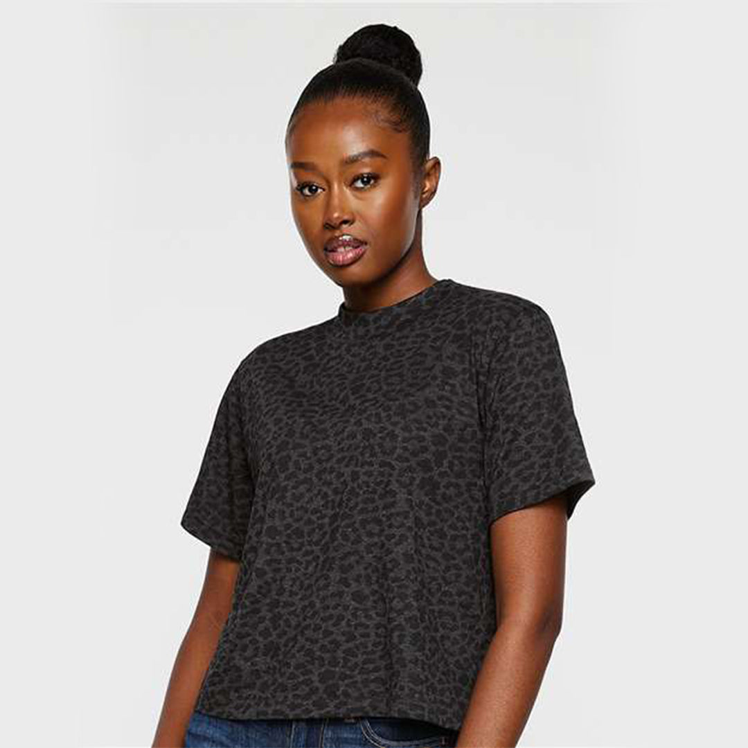 Women's Short Sleeve Boxy Tee