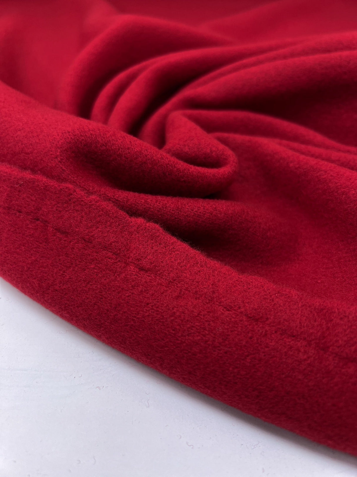 Wool Knitted Fabric Red Shades