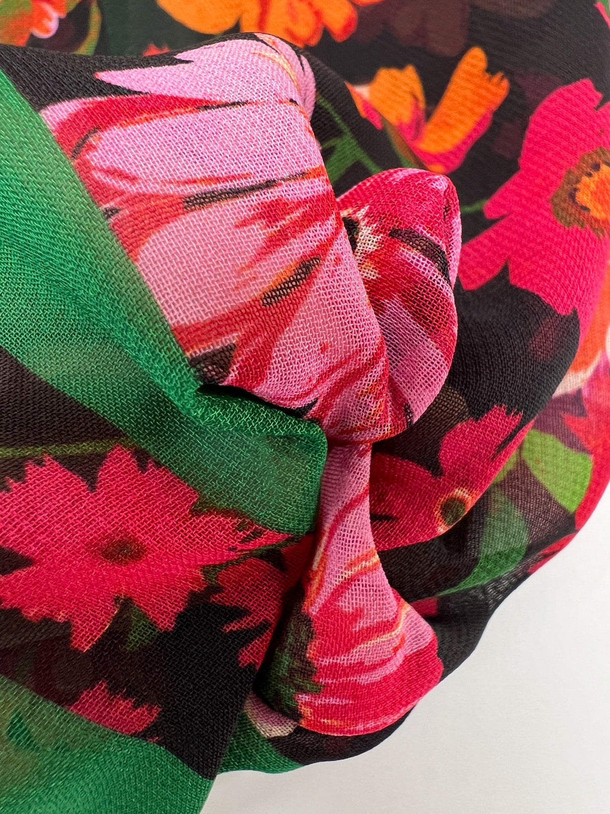 Polyester Chiffon Printed Black Pink Floral