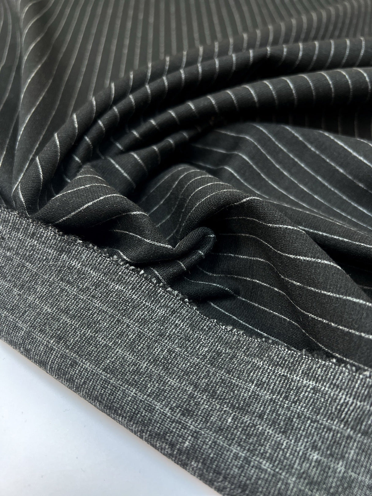 Jacquard Knit Striped Gray White