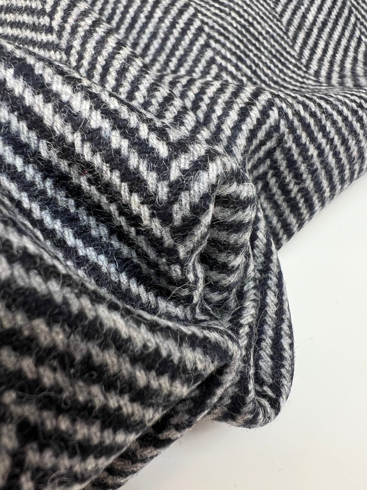Wool Tweed Gray Herringbone