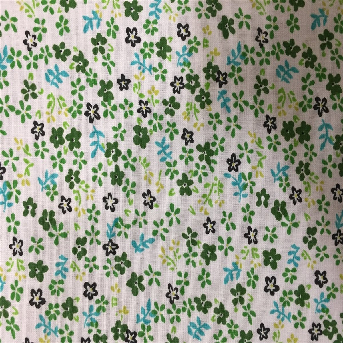 Small Floral Print Poly Cotton Fabric - Small Floral, 59" Width (1 Yard)