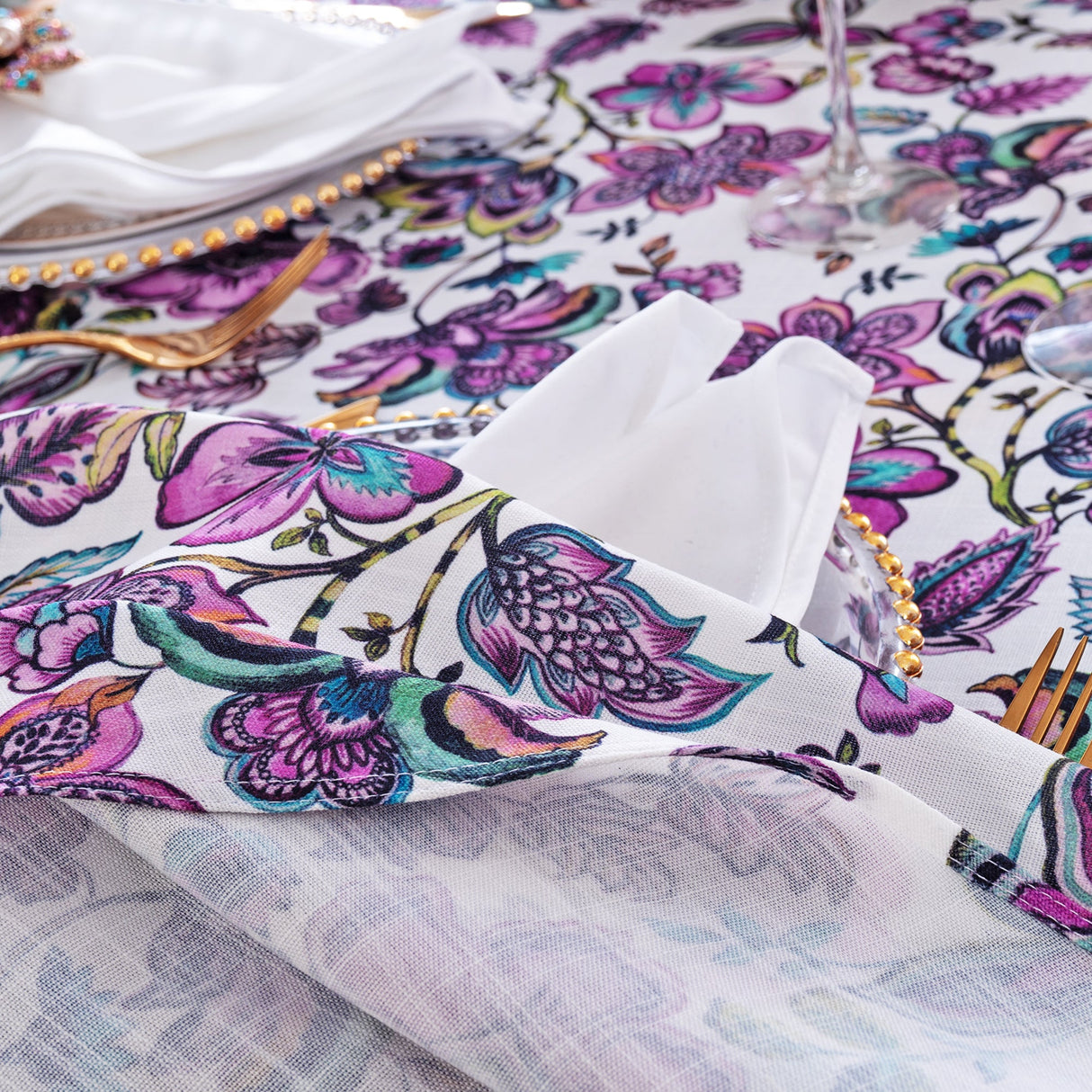 Rectangular Faux Linen Tablecloth 90x156 Italian Anemone