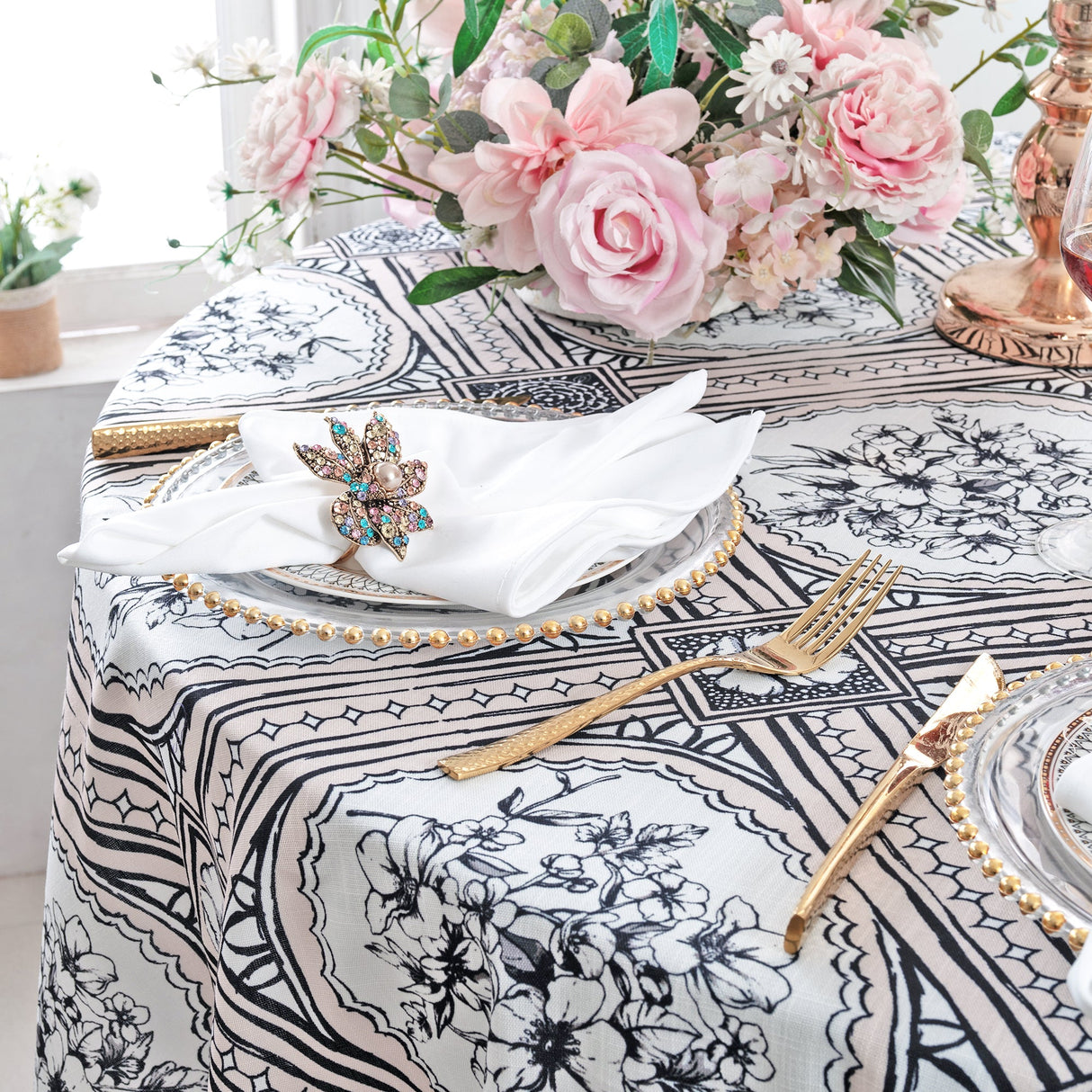 Round Faux Linen Tablecloth 132" Baroque