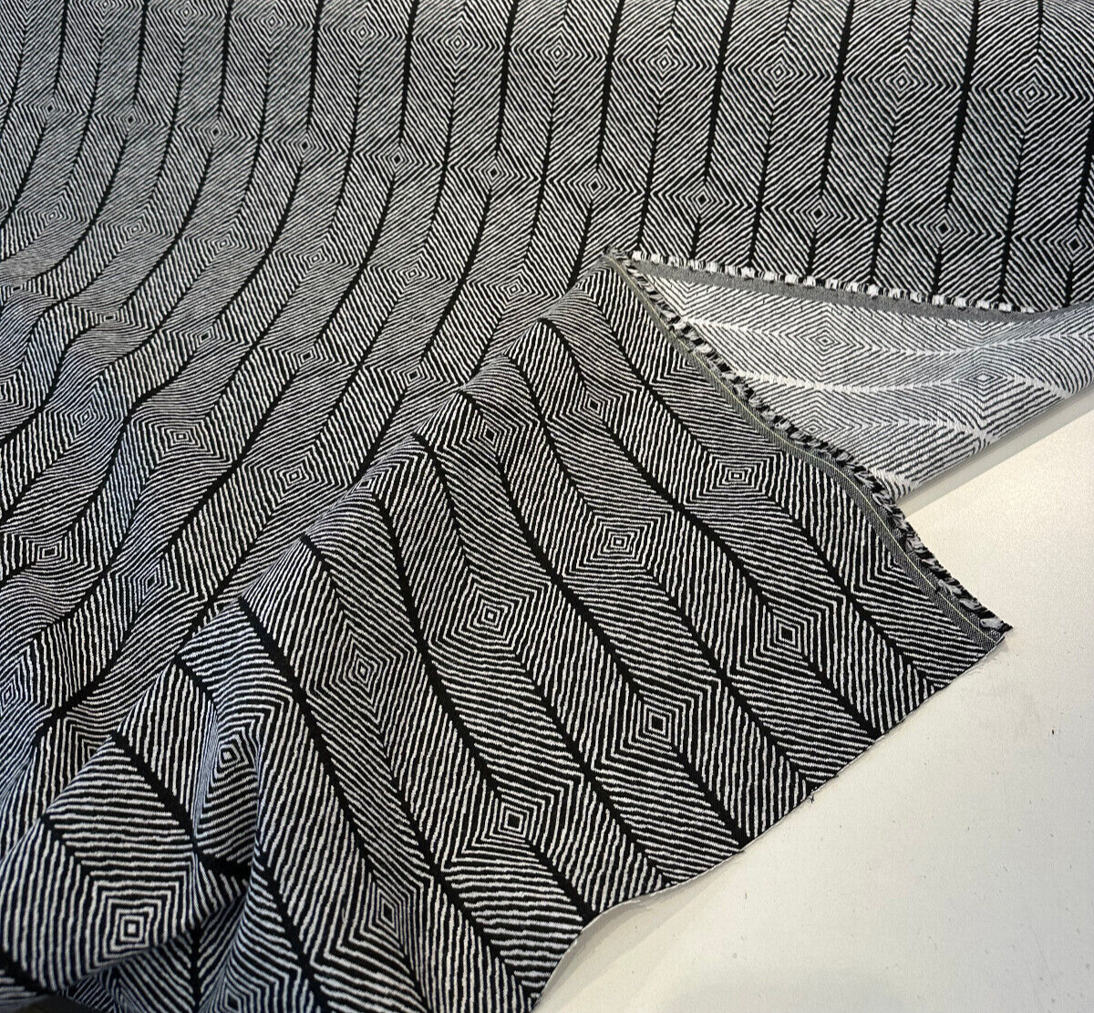 Sunbrella Inverse Classic Black White Upholstery Outdoor Fabric - Black White Geometric Pattern, By The Yard (1 Yard)