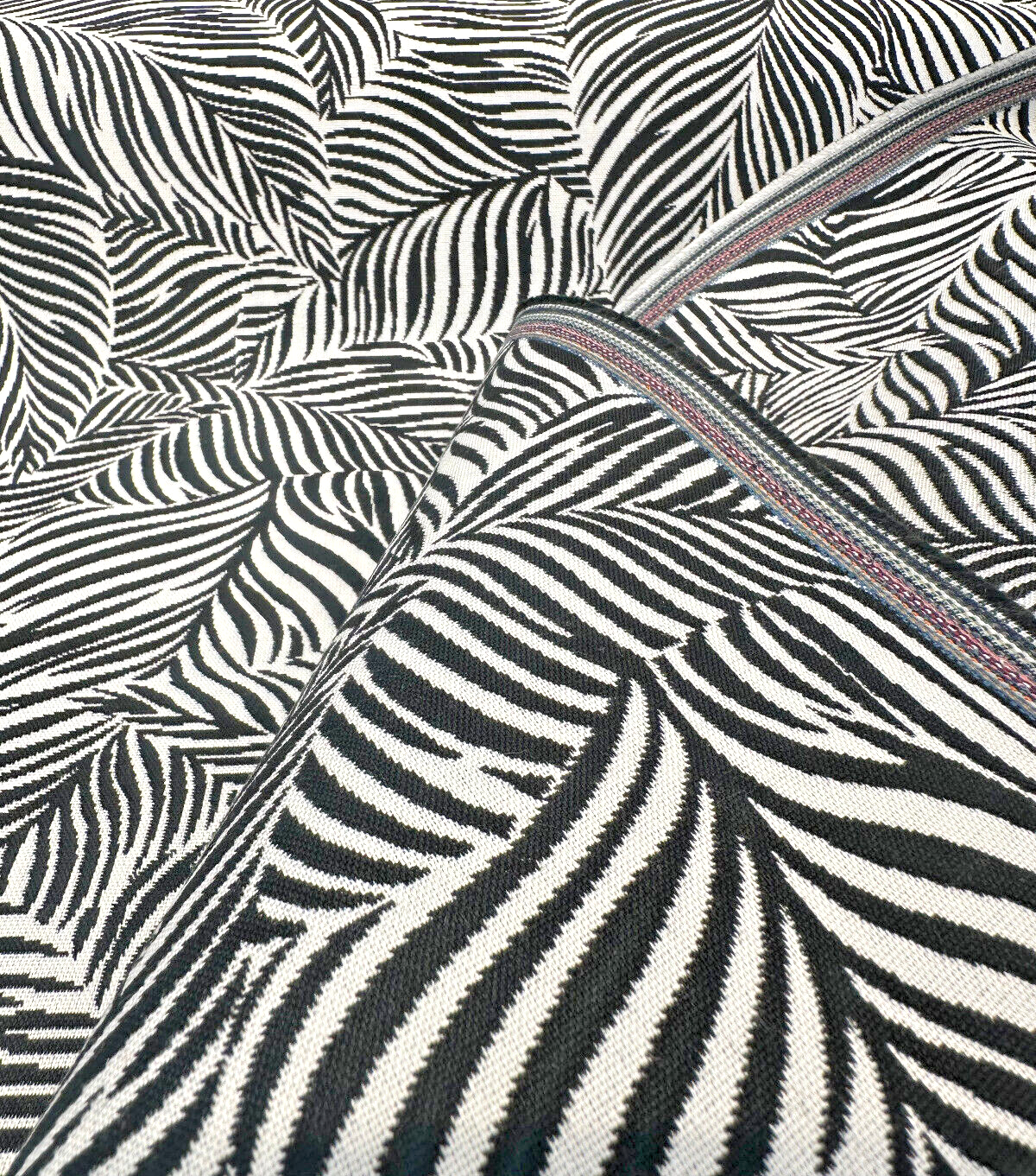 Sunbrella Adventure Tropical Black White Reversible Outdoor Fabric - Tropical Leaf Pattern, Black White, 56" Width (1 Yard)