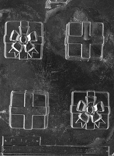 Box With A Bow Chocolate Mold - LPC058