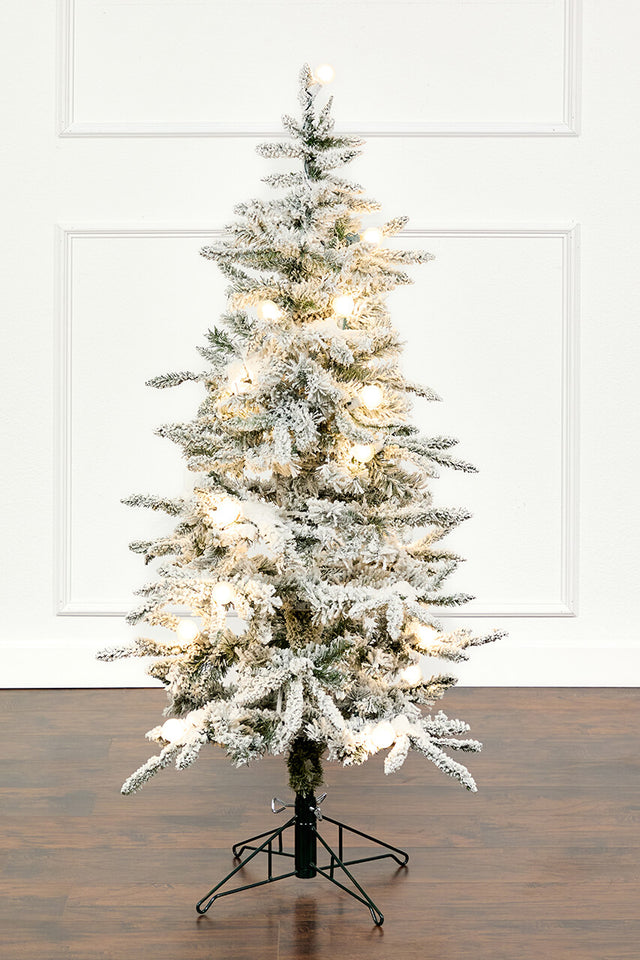 4.5' Flocked Christmas Tree with 22 G40 LED Lights