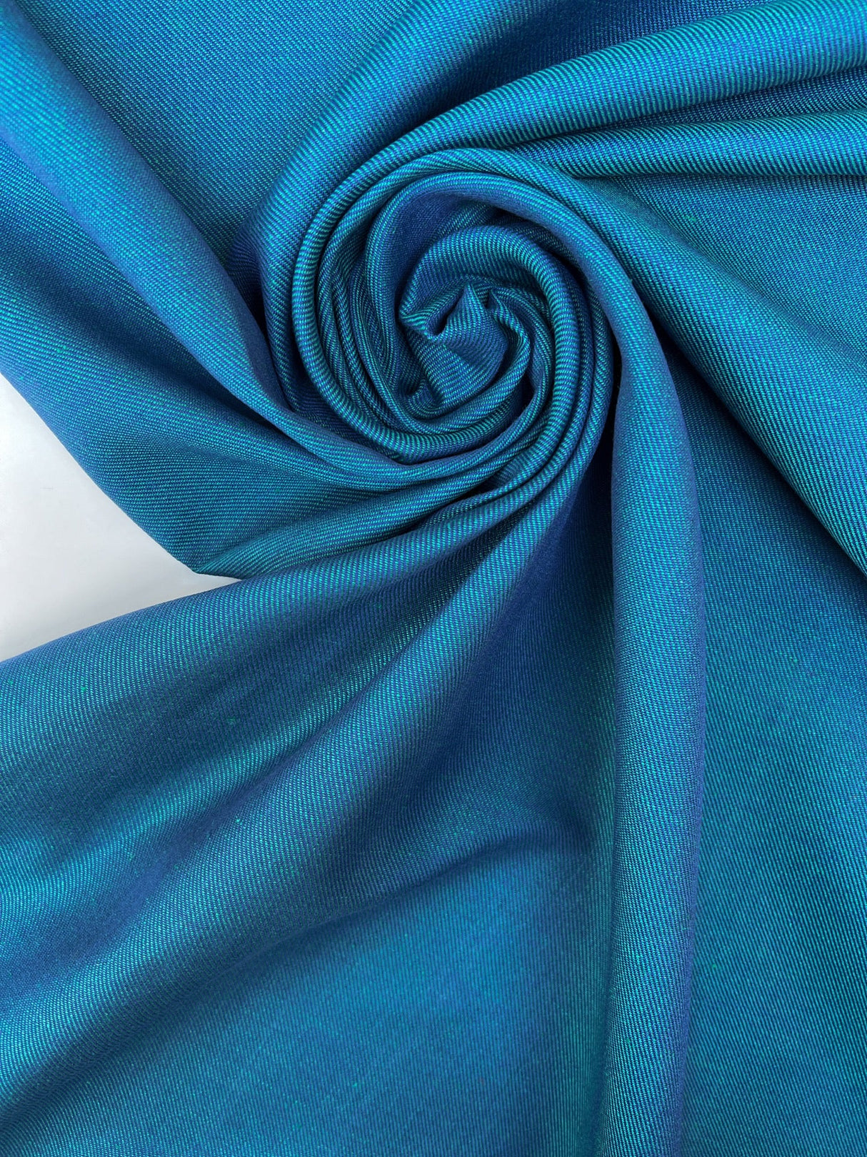 Viscose Changeant Twill