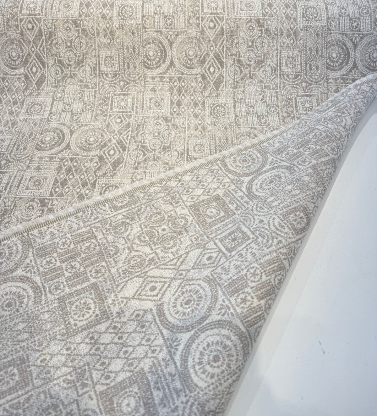 Sunbrella Bodhi Flax Acrylic Fabric - Tribal Geometric Pattern, Flax And Ivory, 54" Width (1 Yard)