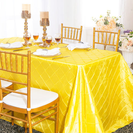 Pintuck Taffeta Rectangular Tablecloth Seamless