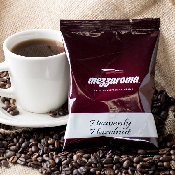 Ellis Mezzaroma 2.5 oz. Heavenly Hazelnut Cream Coffee Packet - 24/Case
