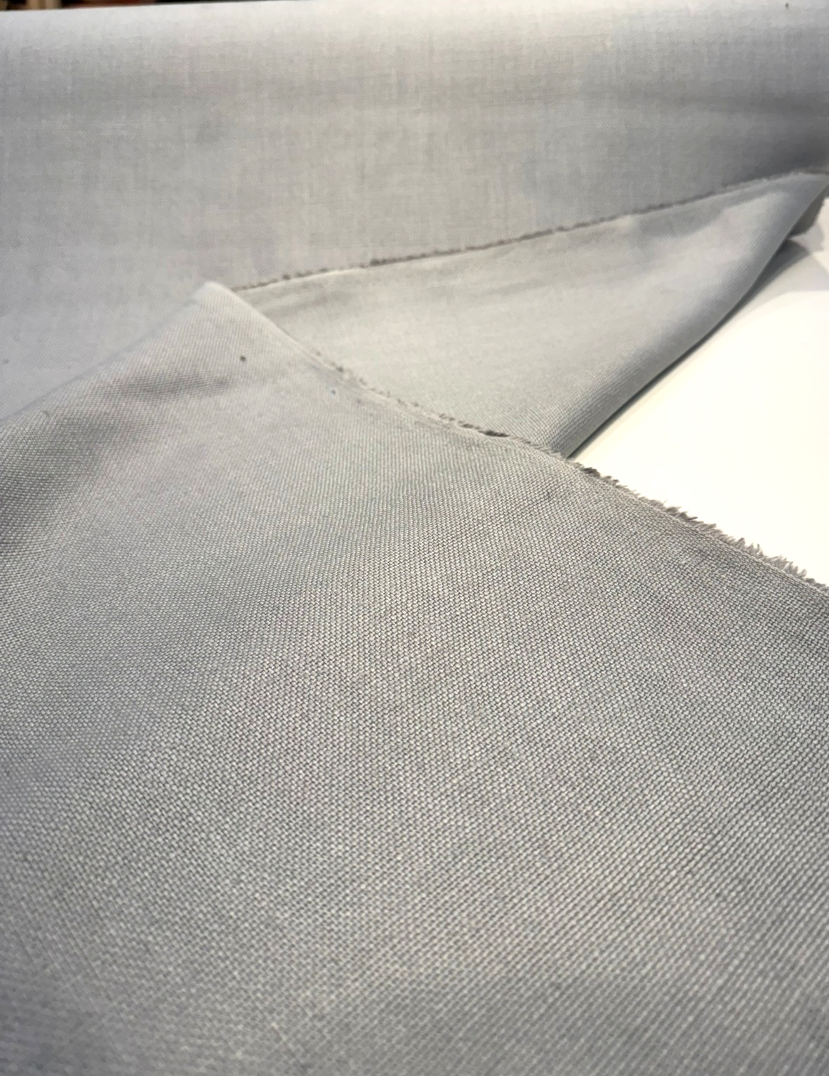 Libeco Belgian Tailored Linen Sanfor Airo Light Gray Linen Fabric - Light Gray, 54" Width (1 Yard)