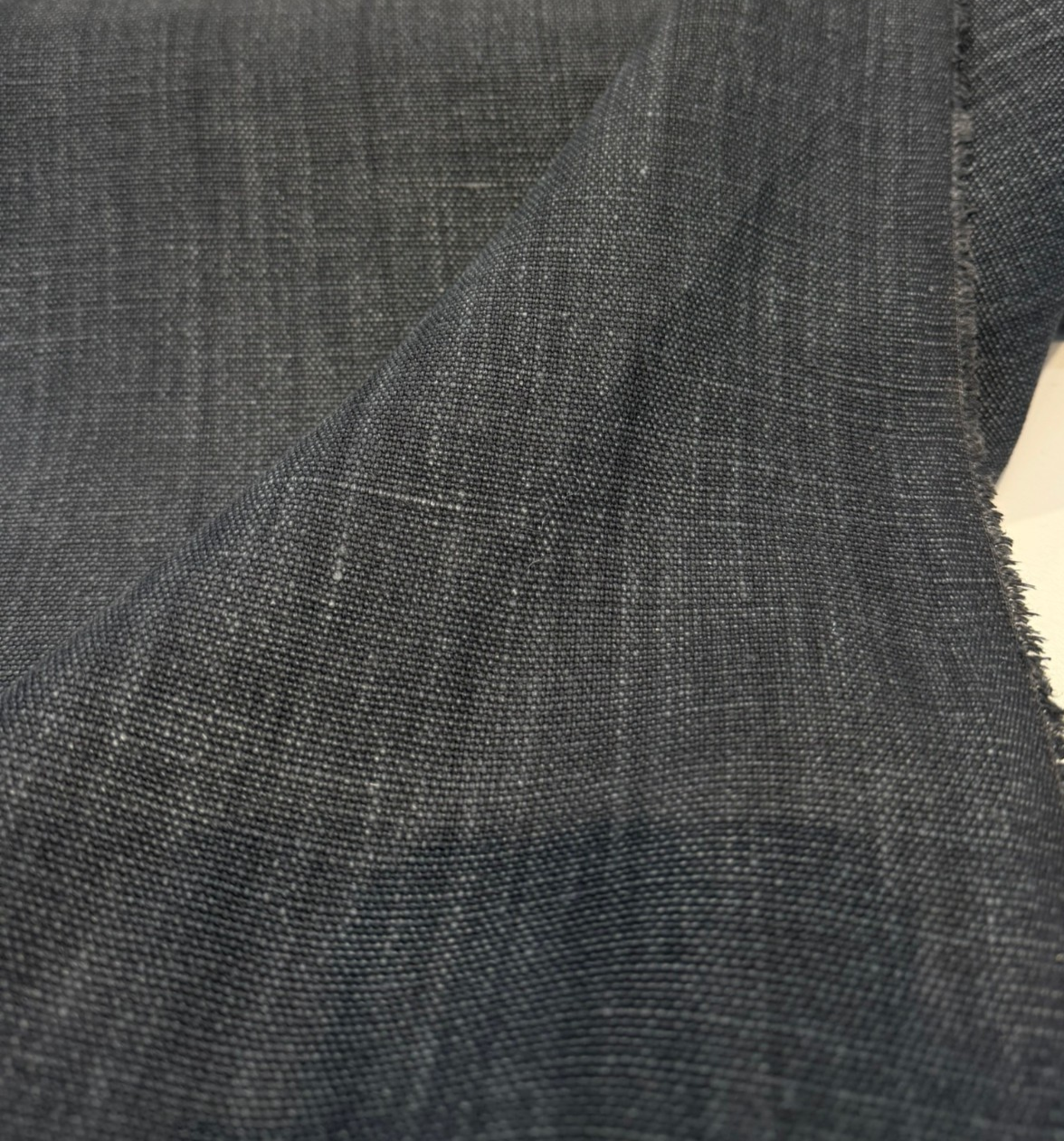Belgian Linen Lino Denim Dark Blue Linen Fabric - Denim Dark Blue, 59" Width (1 Yard)