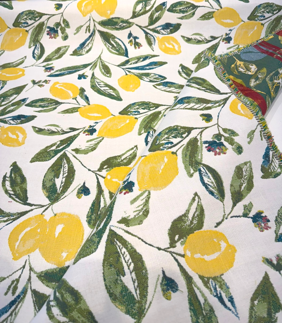 Sunbrella Lisbon Citrus Lemons Acrylic Fabric - Yellow Lemons, Ivory Ground, 54" Width (1 Yard)