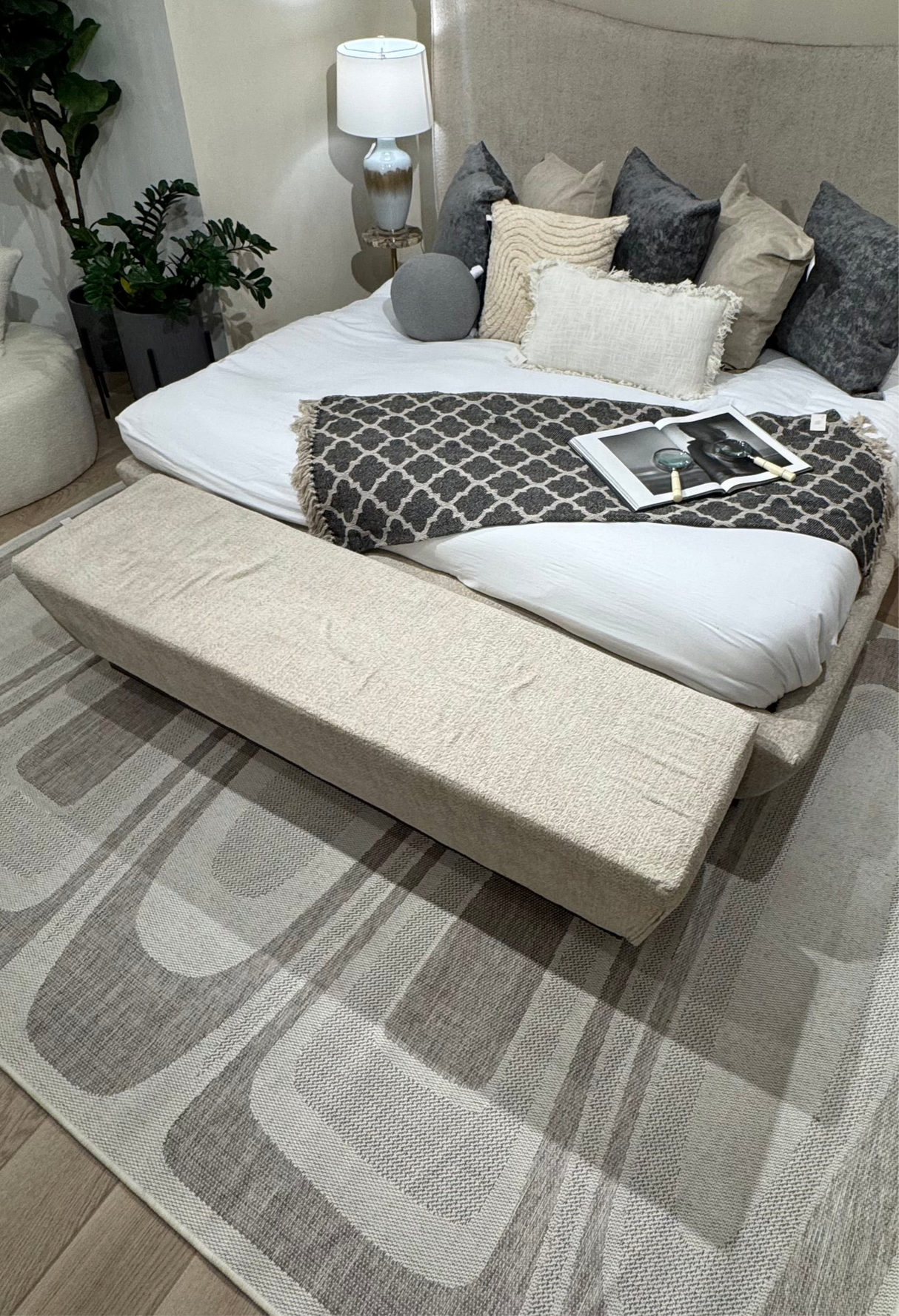 TOV 306 Polypropylene Fabric - Two-Tone Sandy Beige, Organic Live Edge Design (1 Rug)