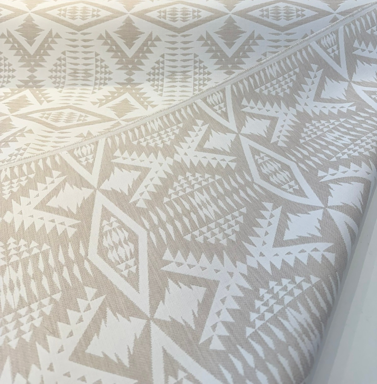Sunbrella Diamond River Tonal Snow Pendleton Acrylic Fabric - Beige And White Geometric Lodge Pattern, 54" Width (1 Yard)