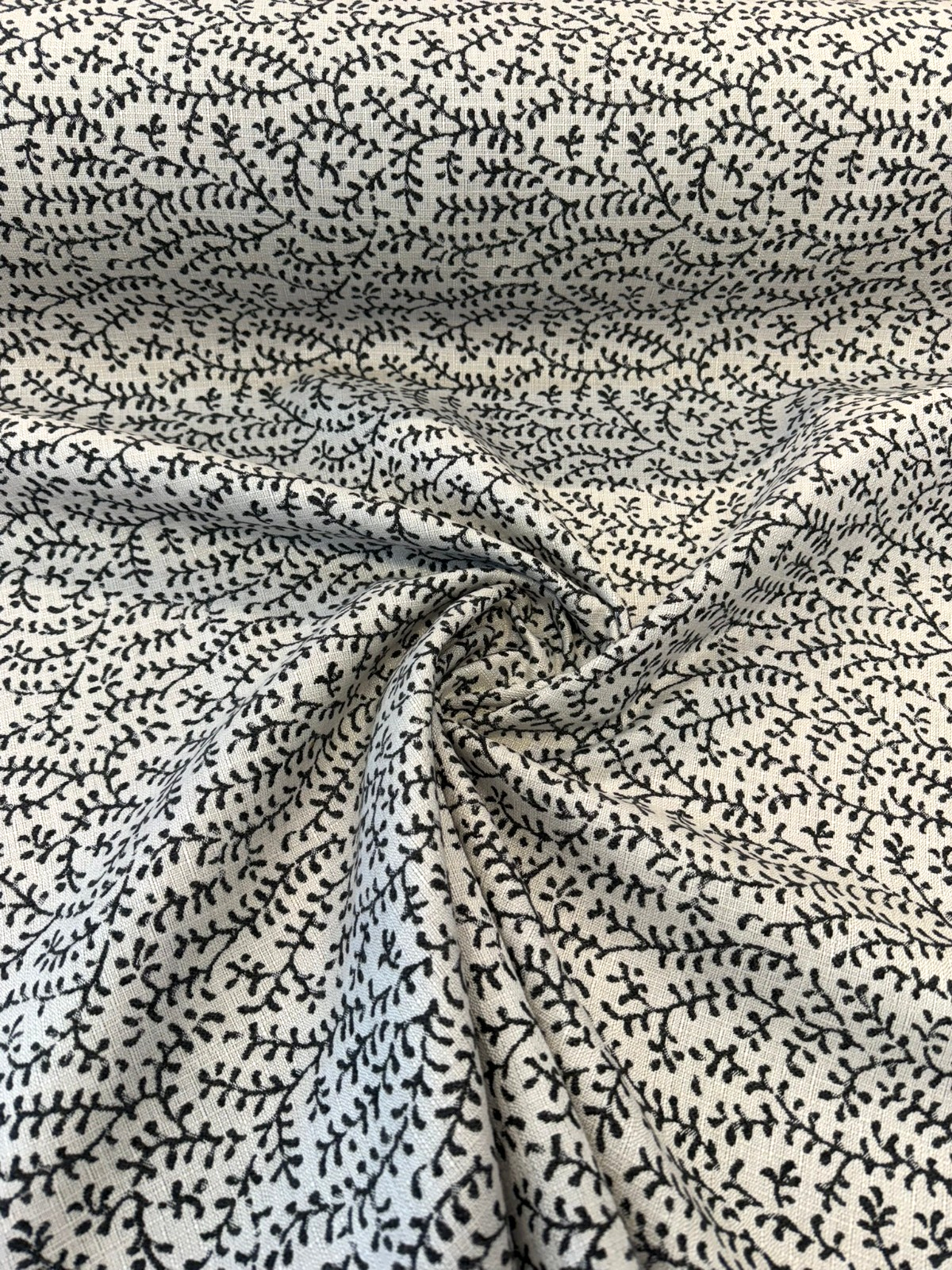 Sunbrella Eberly Onyx Black Acrylic Fabric - Black And Ivory Reversible Botanical Vine Pattern, 54" Width (1 Yard)
