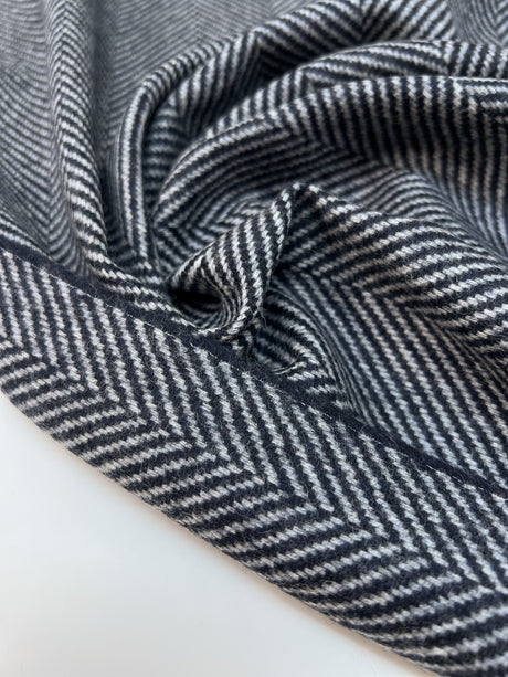 Wool Tweed Gray Herringbone