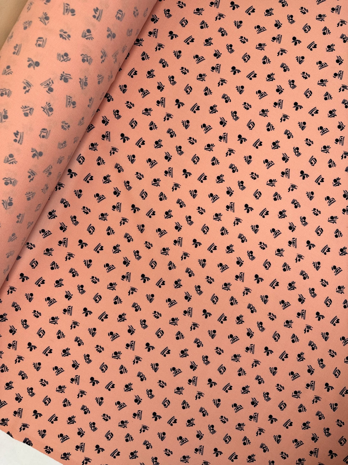 Wool Sateen Abstract Print Black Pink