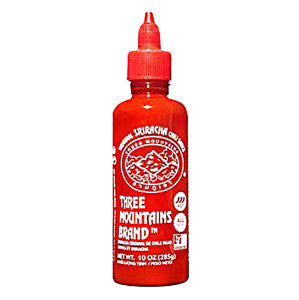 THREE MOUNTAINS ORIGINAL RED SIRACHA SAUCE 10 OZ SQUEEZE BOTTLE