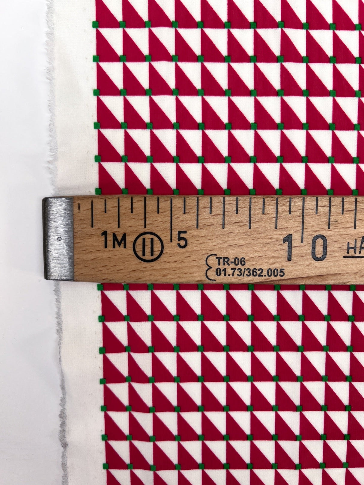 Polyester Elastane Knitted Fabric Printed Geometric