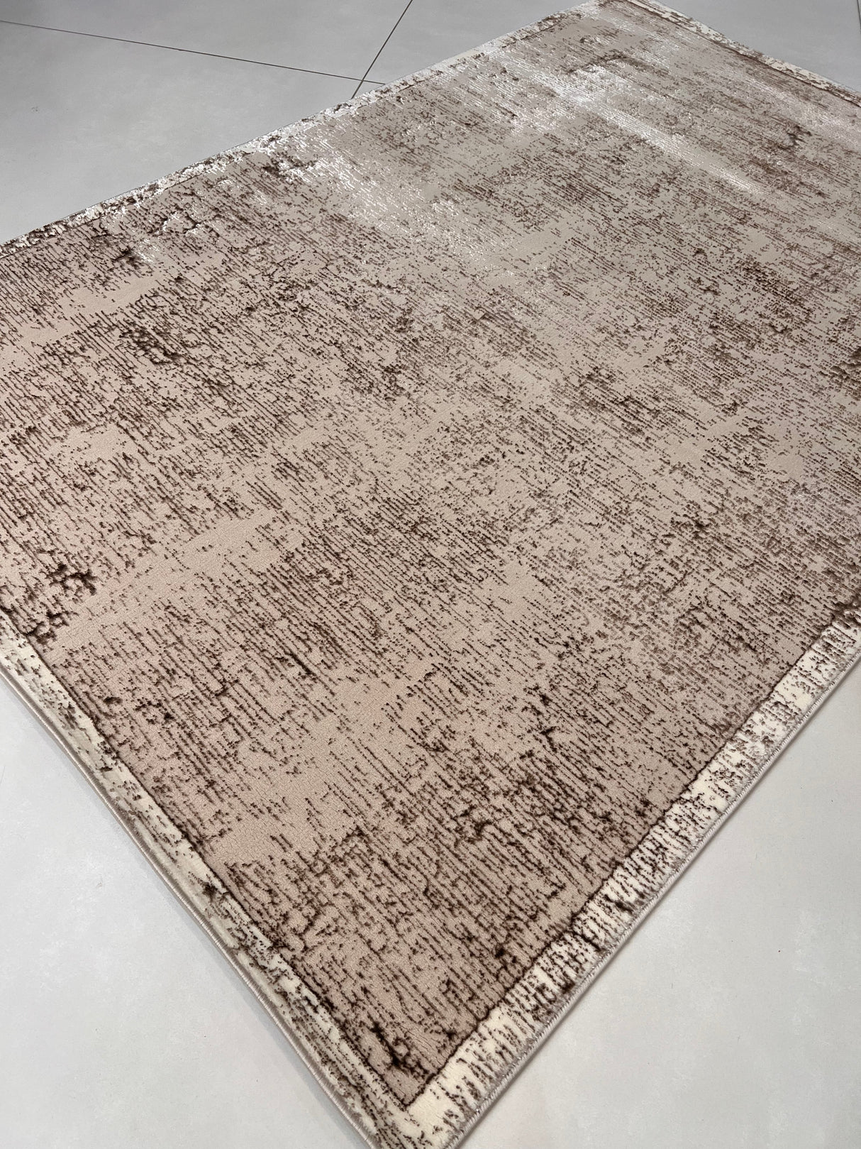 Color-Changing Polyester Viscose Blend Area Rug - Flat Weave, 100% Polyester / Machine Made / Made In Turkey, 5' 2" X 7' 5", 7' 8" X 10' 8" (1 Unit)