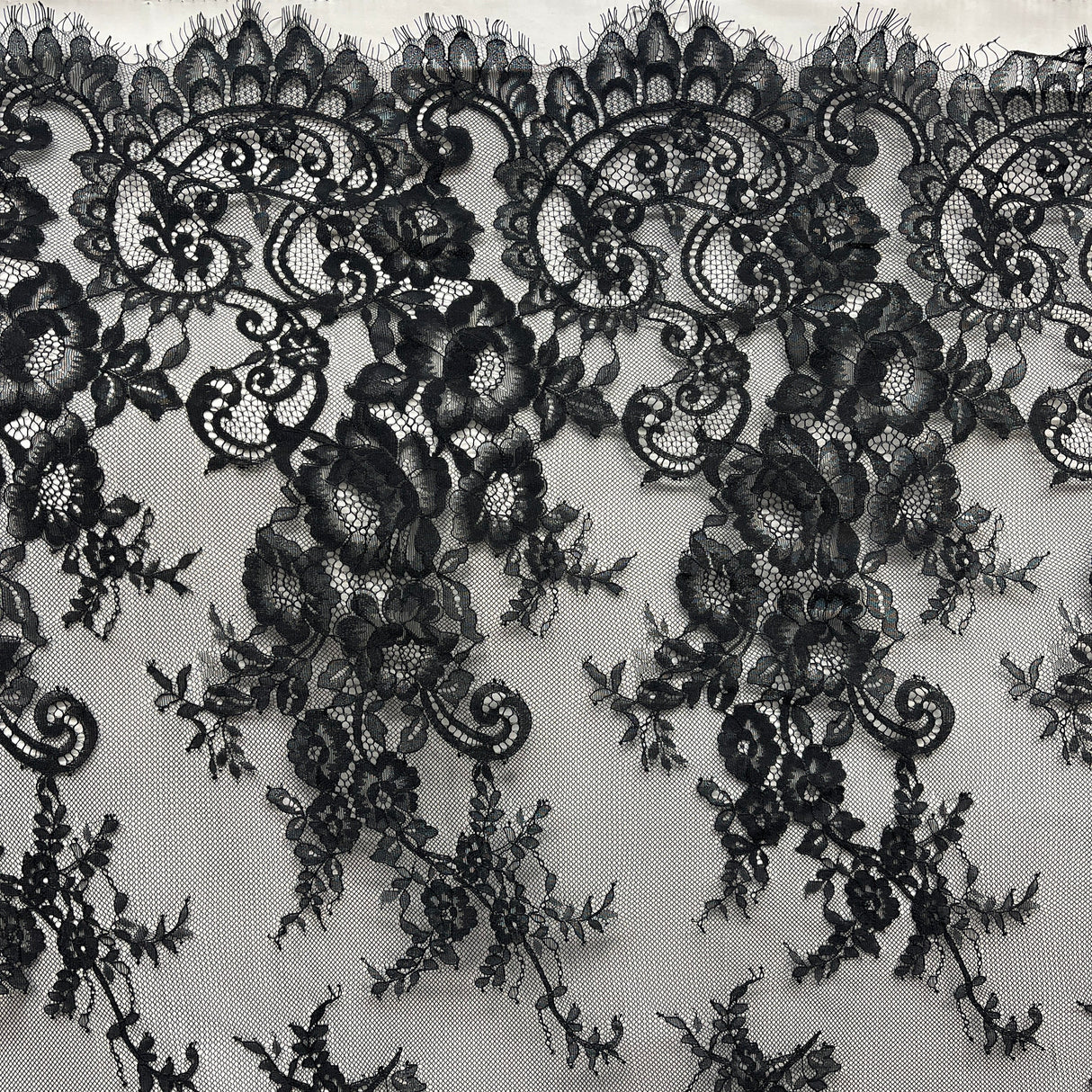 Embroidered Lace Fabric with Eyelash Scallop