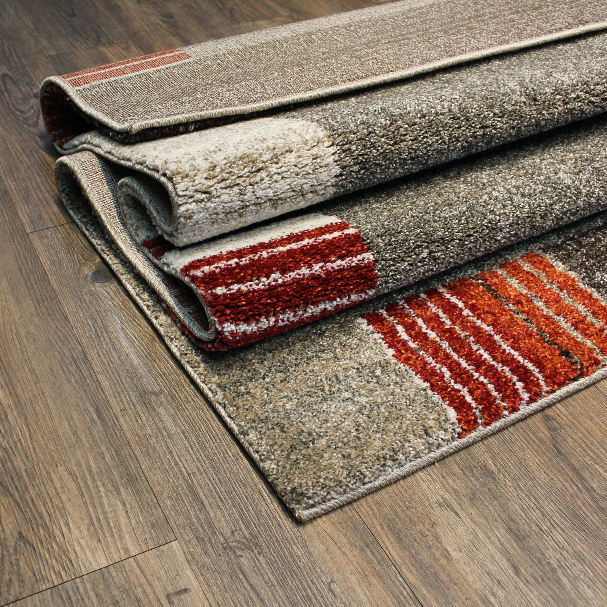 Luxuriously Durable Plush Faded Area Rug With Border Design Polypropylene Fabric - Faded Border Design, 2' X 3' And 5' X 7' (1 Unit)
