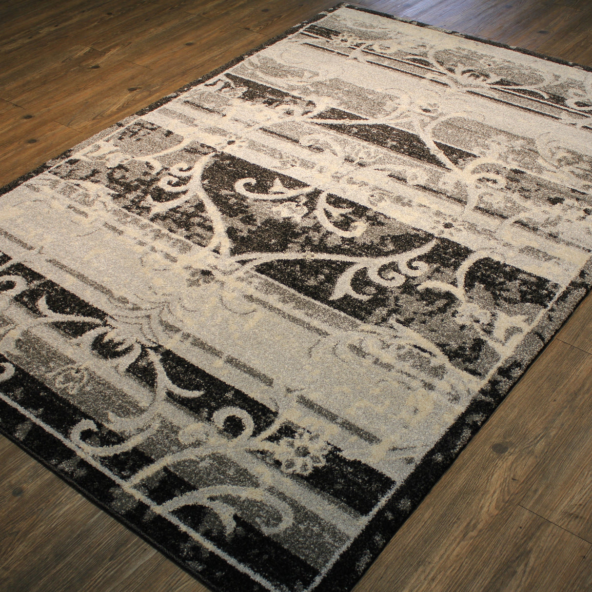 Durable Plush Southern Style Polypropylene Fabric - Black Gray Area Rug, 5' X 7' (1 Unit)