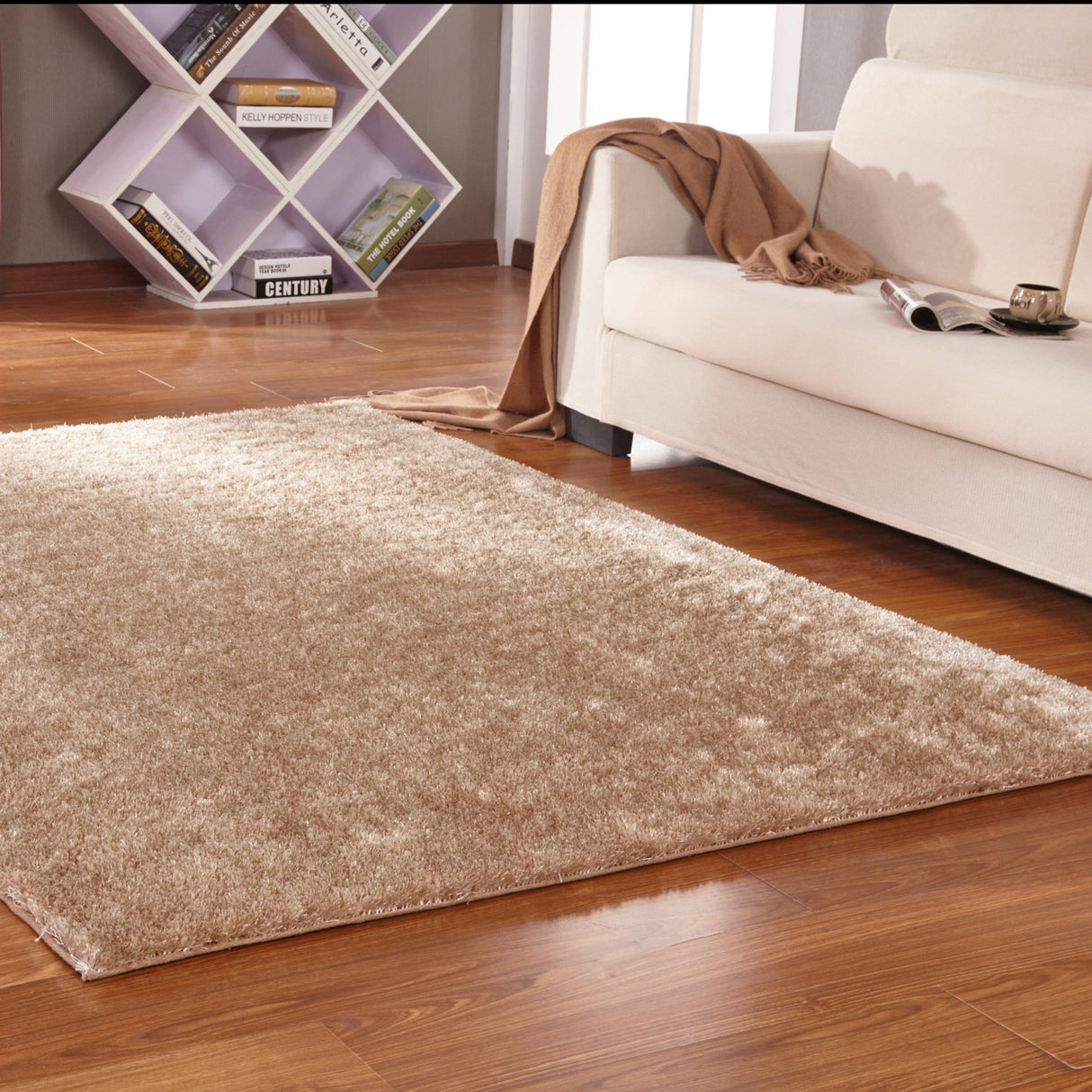 Amore Collection Polyester Area Rug Fabric - Shag, Shimmery, Vibrant Colors, 5' X 7' (1 Piece)