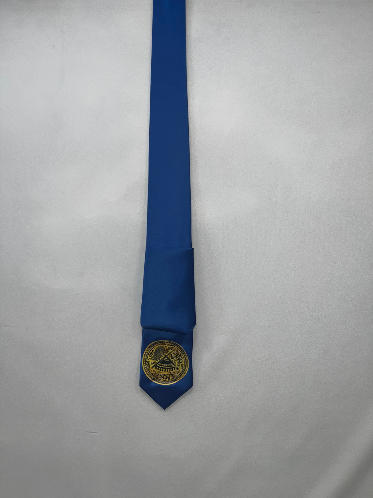 American Samoa Seal Polyester Fabric - Seal Pattern, 56" Length, 3.5" Width (1 Tie)