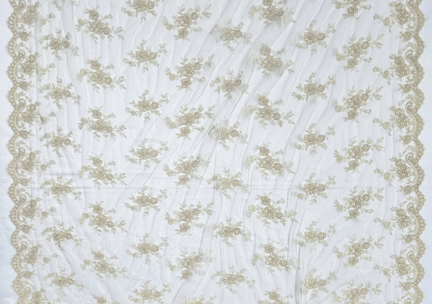Corded Bridal Lace Fabric on Polyester Net Mesh