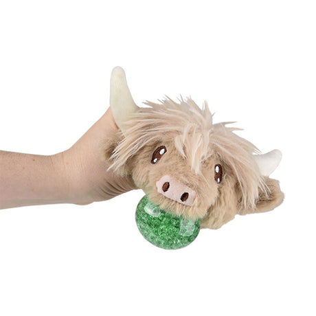 Highland Cow Squeezy Bead Plush Ball (1 DSP)