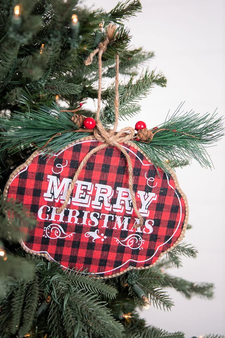 10” Merry Christmas Ornament