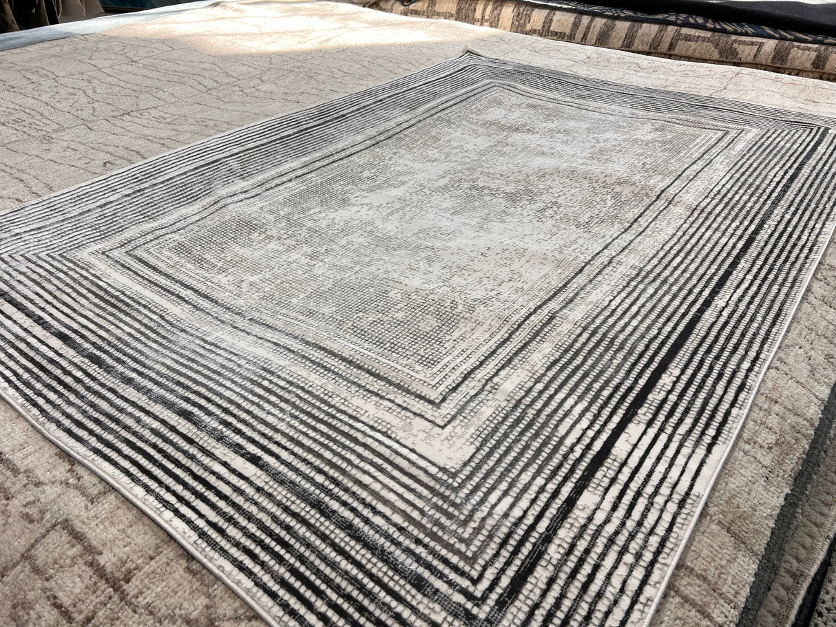 Jade 66 Area Rug - Dark Grey/Cream, 5' 3" X 7' 6" (1 Piece)